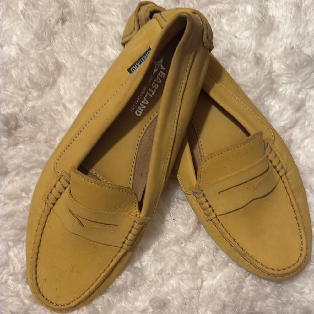 Eastland Men's Yellow Loafers